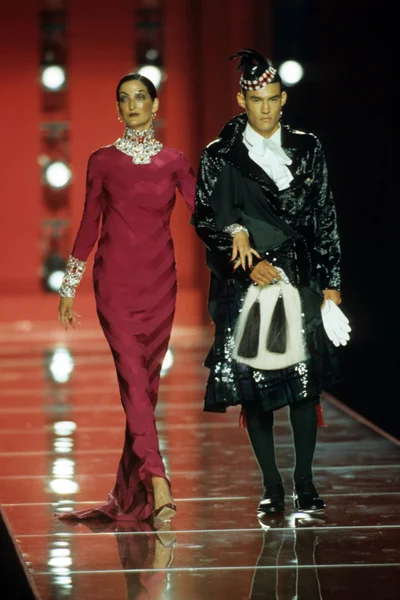 Look 13